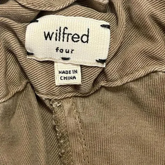 Aritzia l Wilfred Casual Silk Blend Shorts 4 - Picture 8 of 9